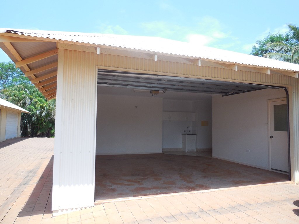 Unit 11/11 Challenor Drive CABLE BEACH 13