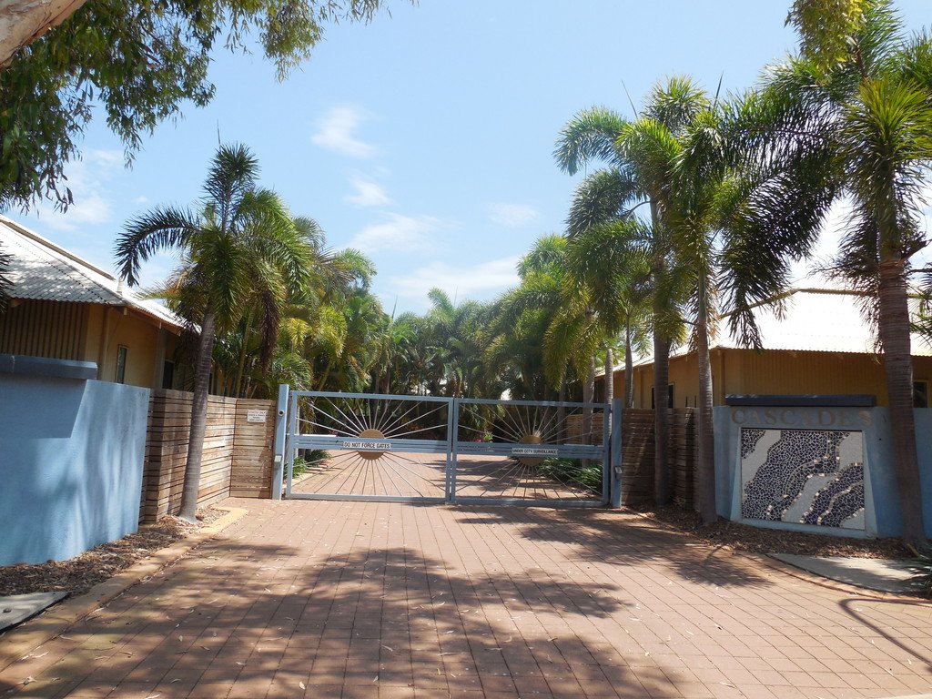 Unit 11/11 Challenor Drive CABLE BEACH 16