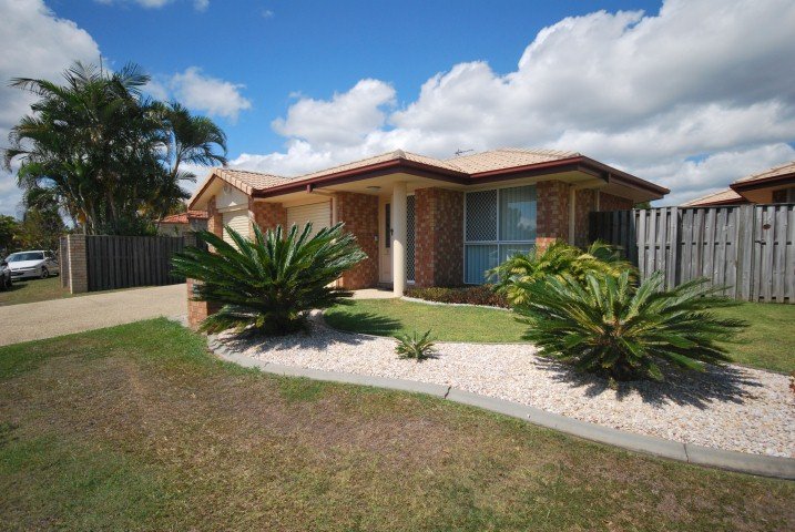 Unit 1/14 Randwick Court VARSITY LAKES 1