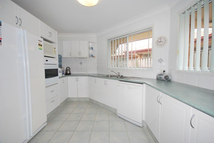 Unit 1/14 Randwick Court VARSITY LAKES 6