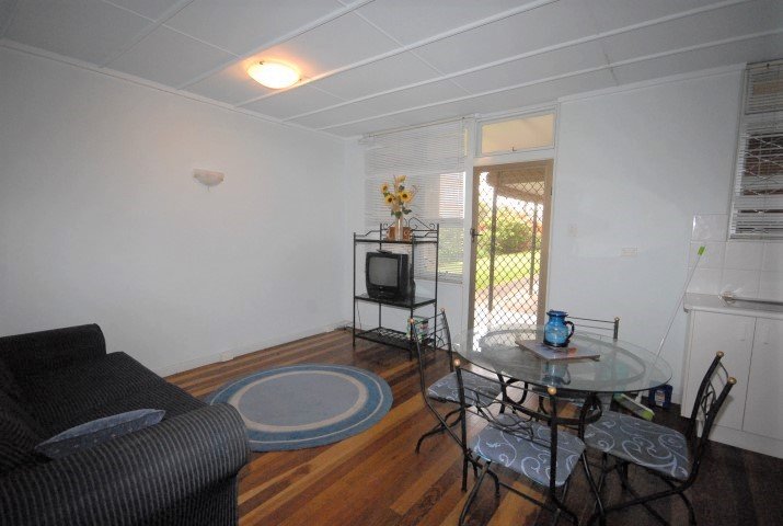Unit 1/14 The Esplanade BURLEIGH HEADS 4
