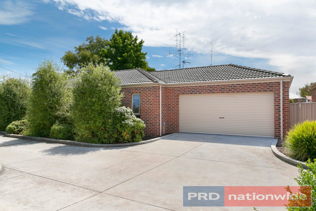 Unit 1/15 Spencer Street SEBASTOPOL 2