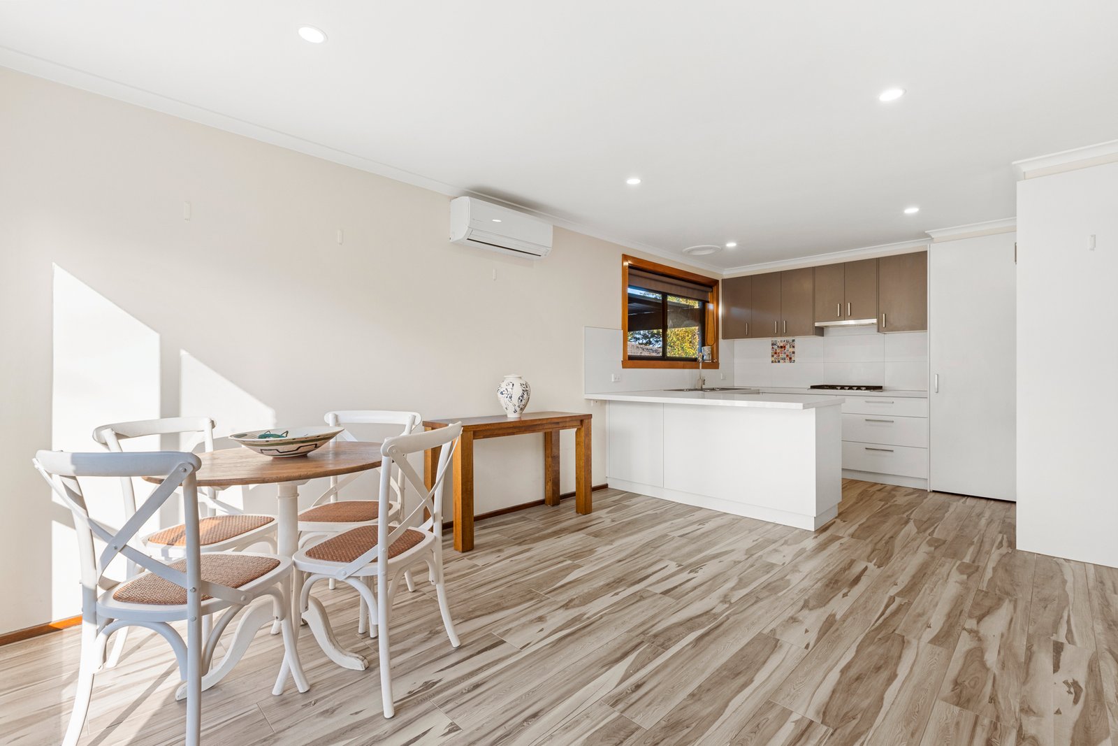 Gallery: Unit 1/2 Chivers Avenue