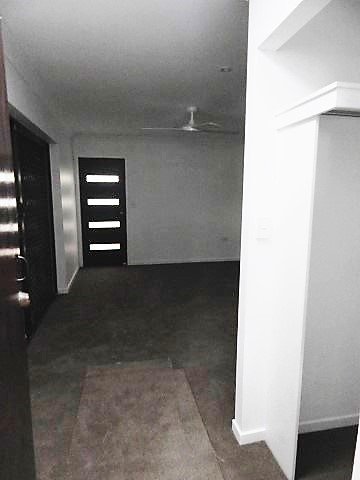 Unit 1/21 Adams Avenue MIAMI 3