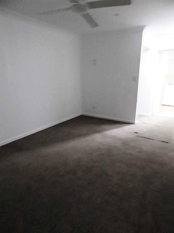 Unit 1/21 Adams Avenue MIAMI 4