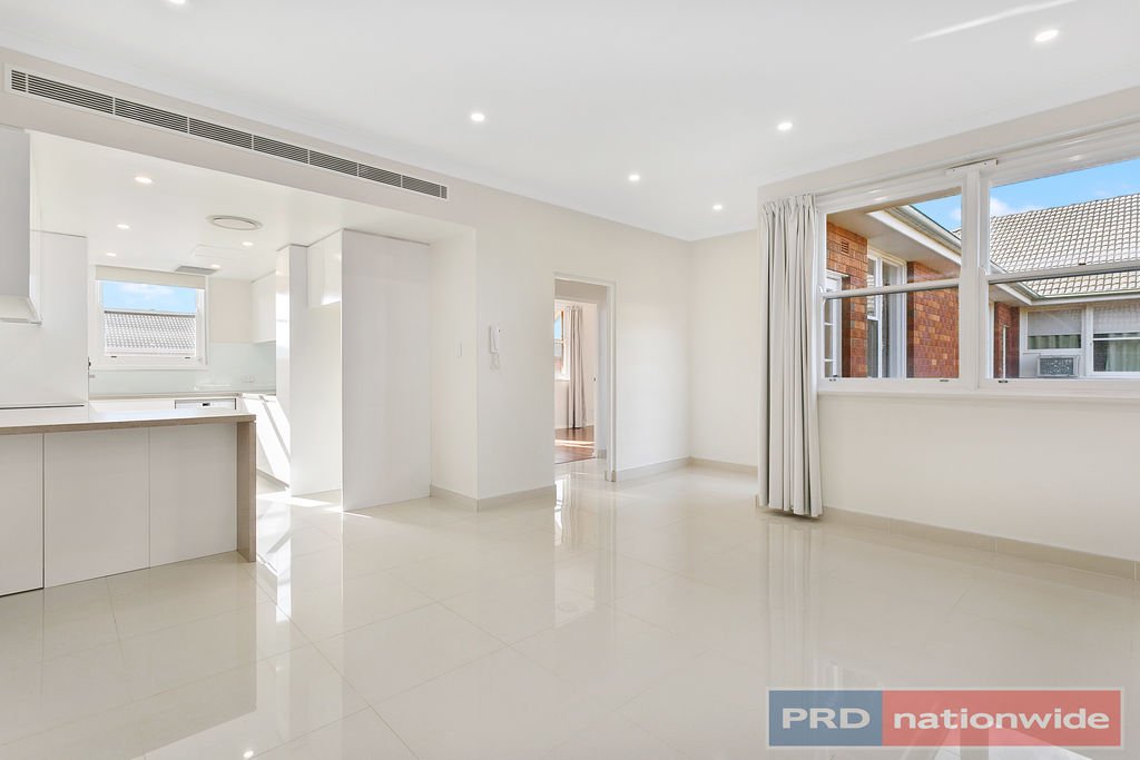 Unit 12/19-21 Queens Road BRIGHTON LE SANDS 2