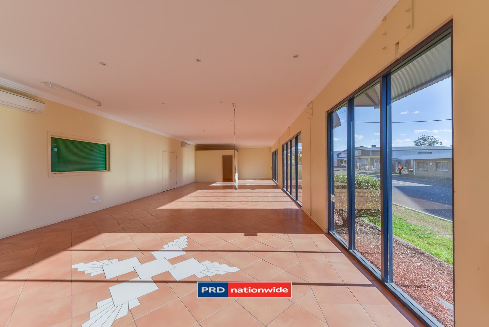 Unit 12/84-92 Barnes Street TAMWORTH 9