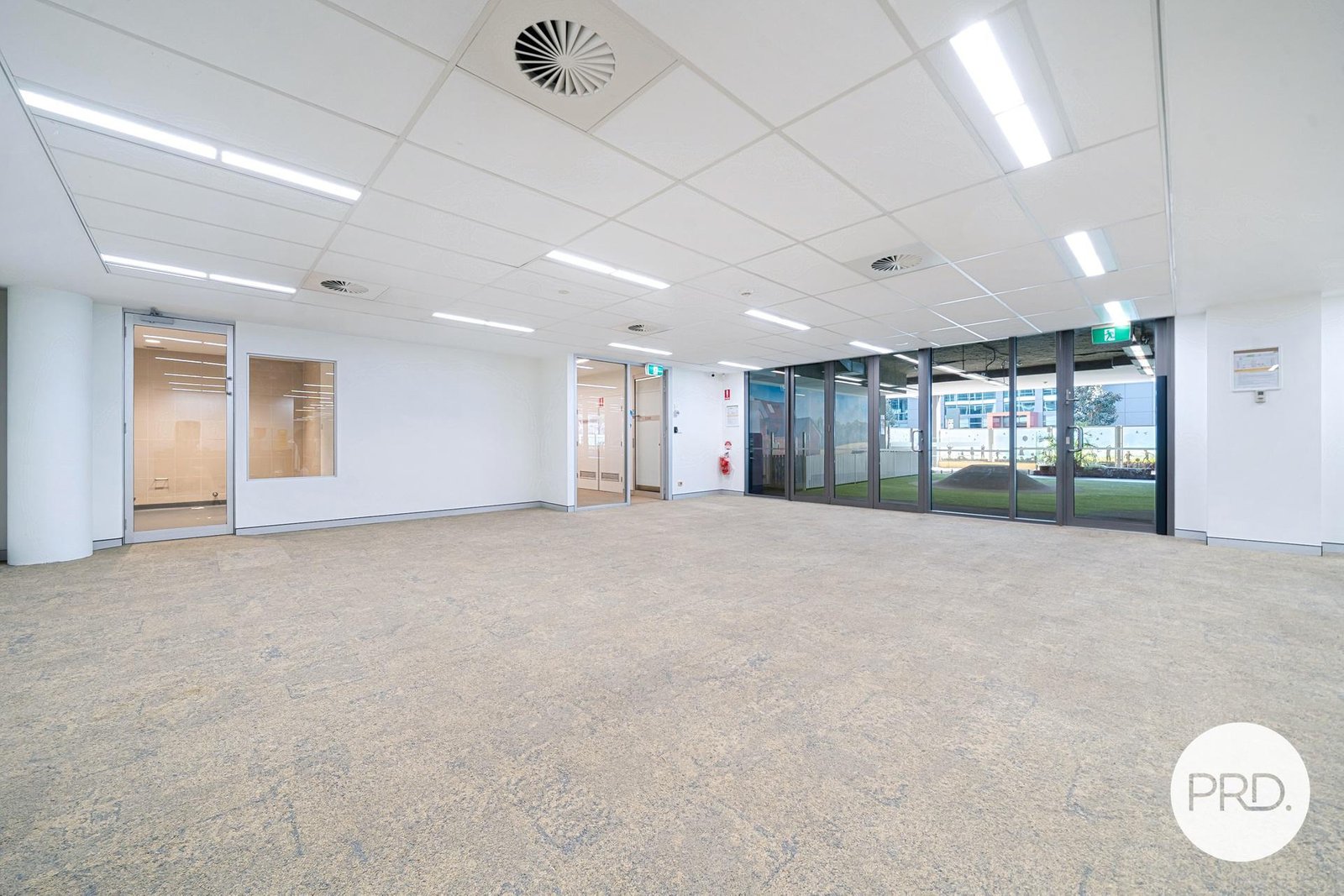 Unit 1/3 Columbia Court NORWEST 10