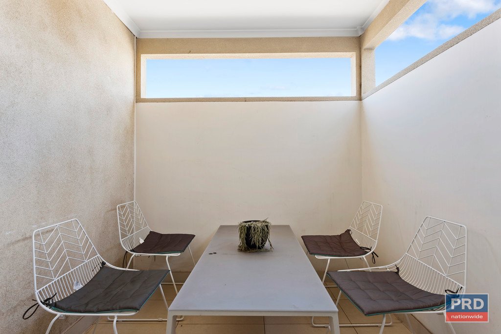 Unit 1/3 High Street KANGAROO FLAT 12