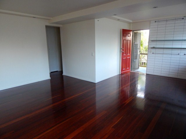 Unit 1/30 Burleigh Street BURLEIGH HEADS 3