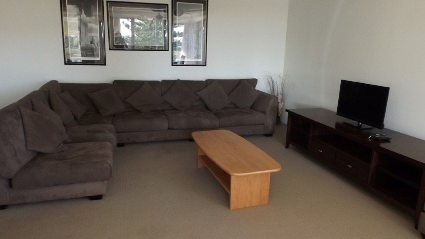 Unit 13/30 The Esplanade BURLEIGH HEADS 5