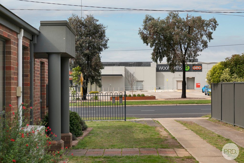 Unit 1/343 Gillies Street North WENDOUREE 15