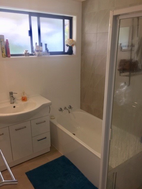 Unit 1/4 Greenleaf Close BURLEIGH WATERS 12