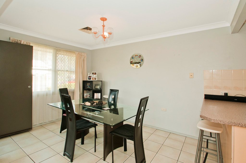 Unit 1/4 Prince Edward Drive DAPTO 3