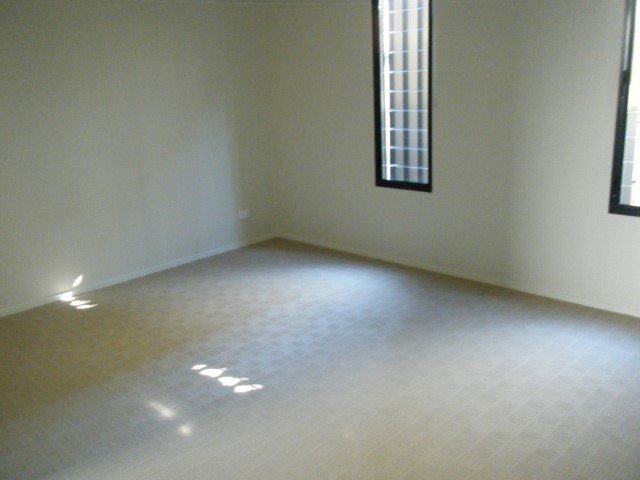 Unit 1/44 Sunshine Parade MIAMI 5