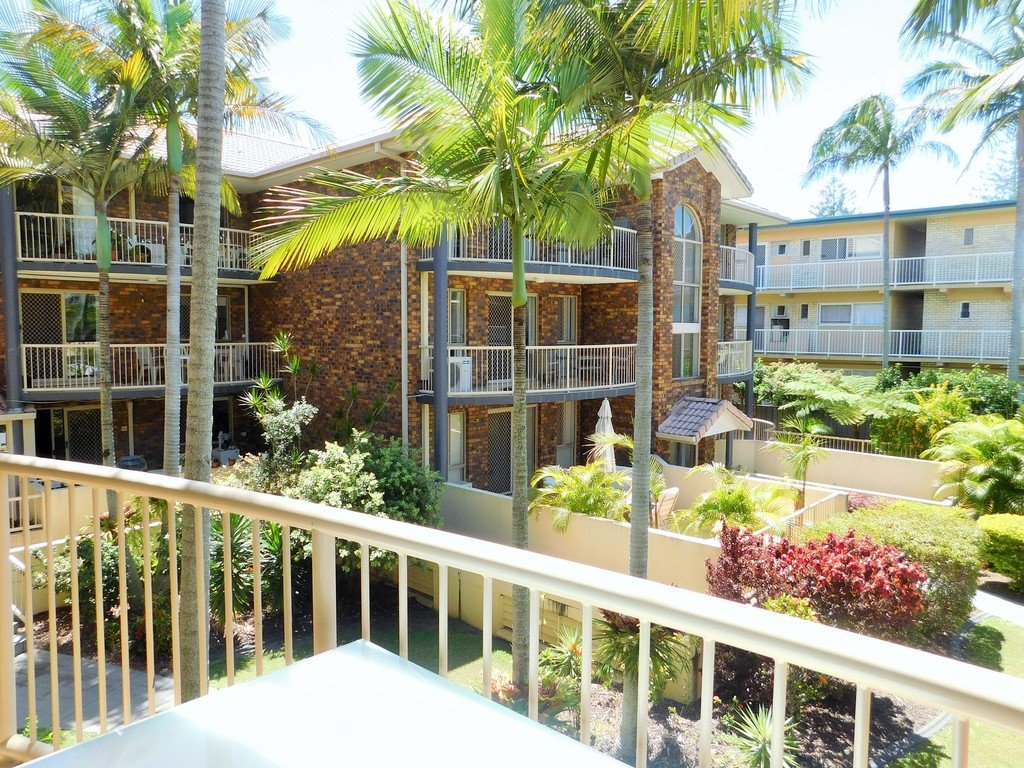 Unit 14/7 First Avenue BURLEIGH HEADS 8