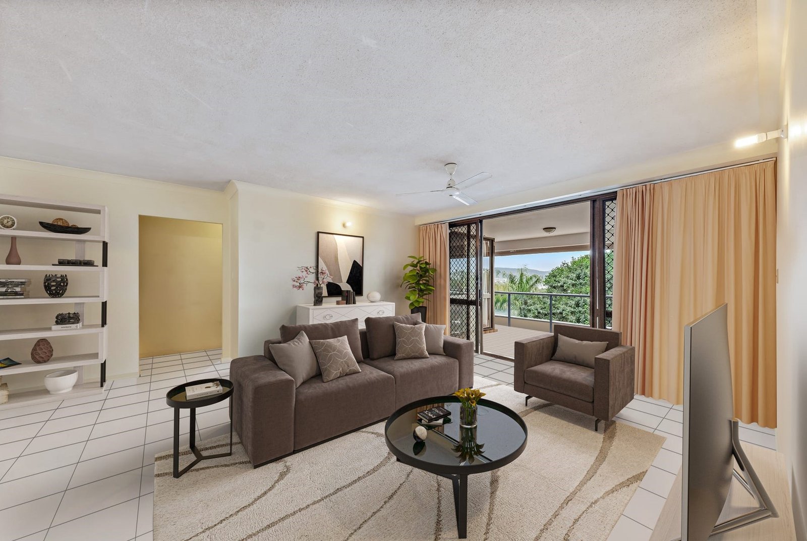 Unit 149/6 Eshelby Drive CANNONVALE 1