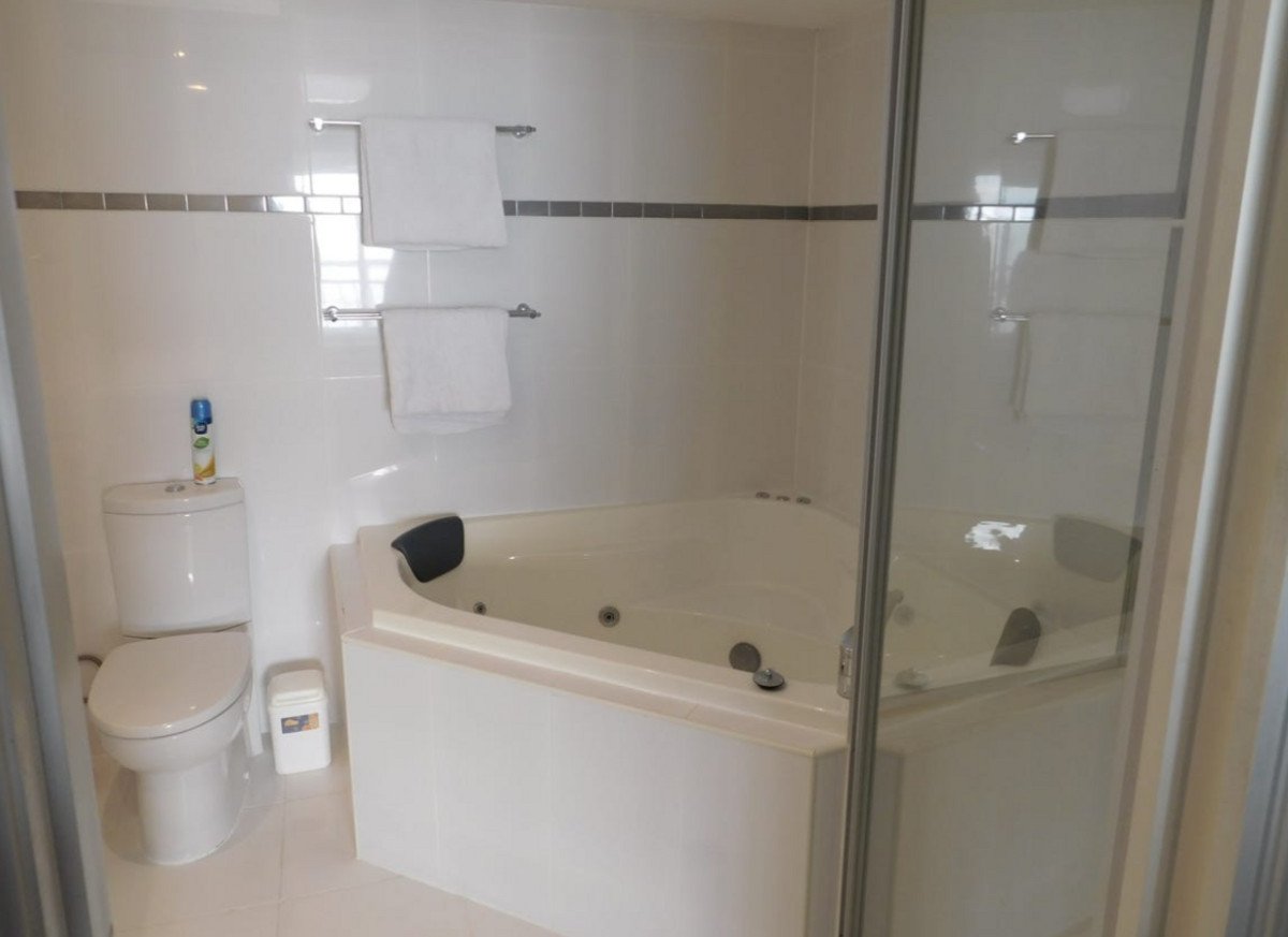 Unit 14B/3 Second Avenue BURLEIGH HEADS 7