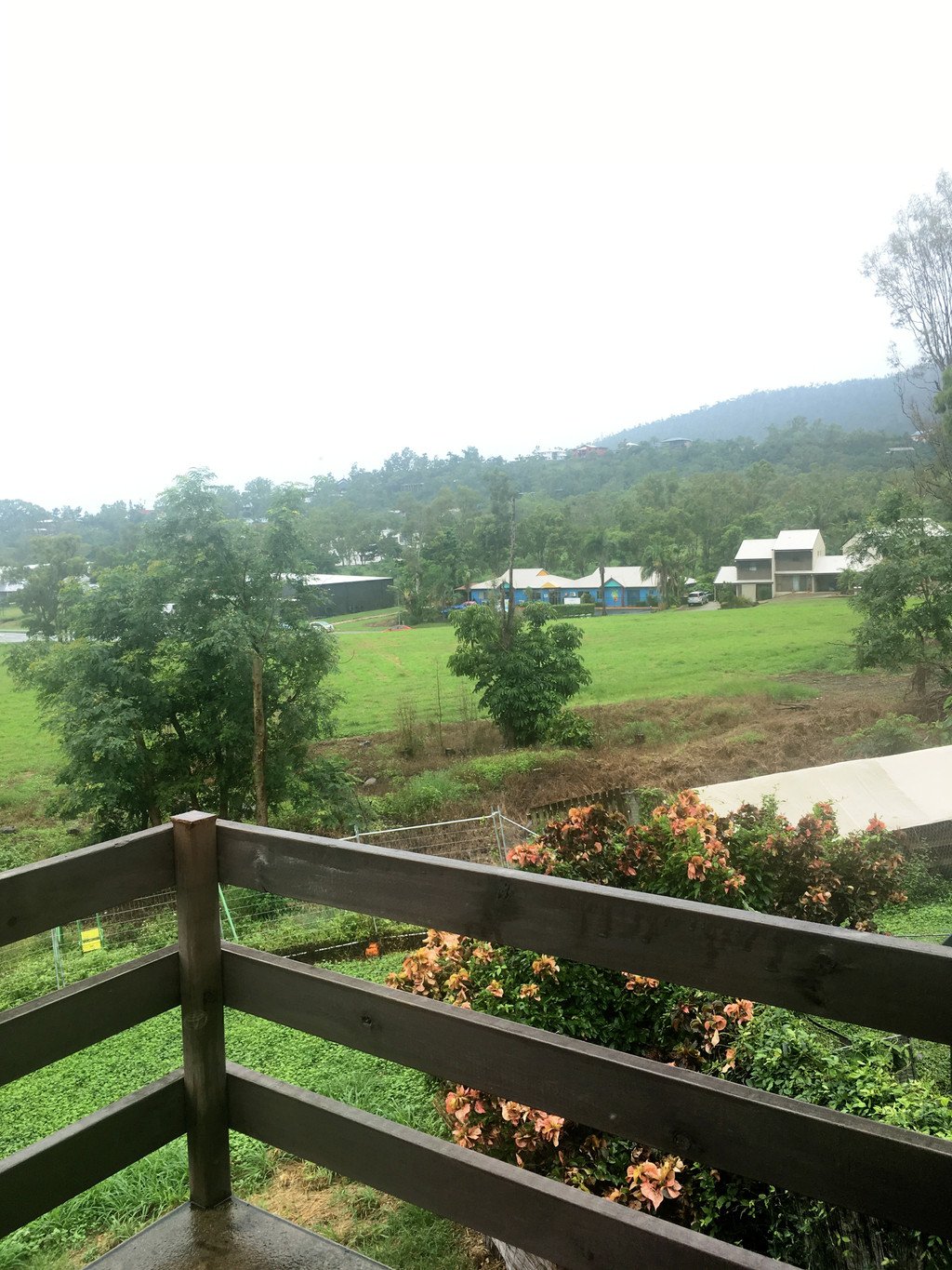 Unit 1/5 Barnes Place CANNONVALE 6