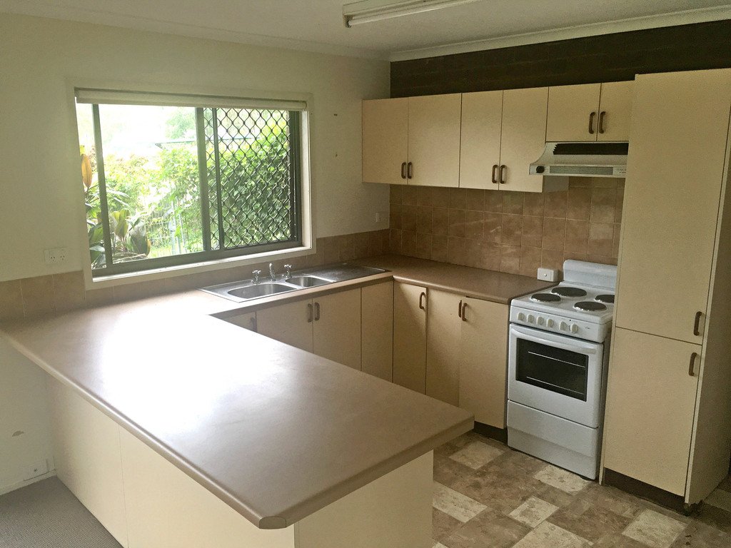 Unit 1/5 Barnes Place CANNONVALE 2
