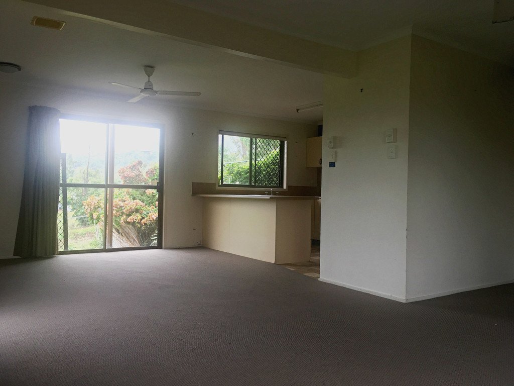 Unit 1/5 Barnes Place CANNONVALE 3