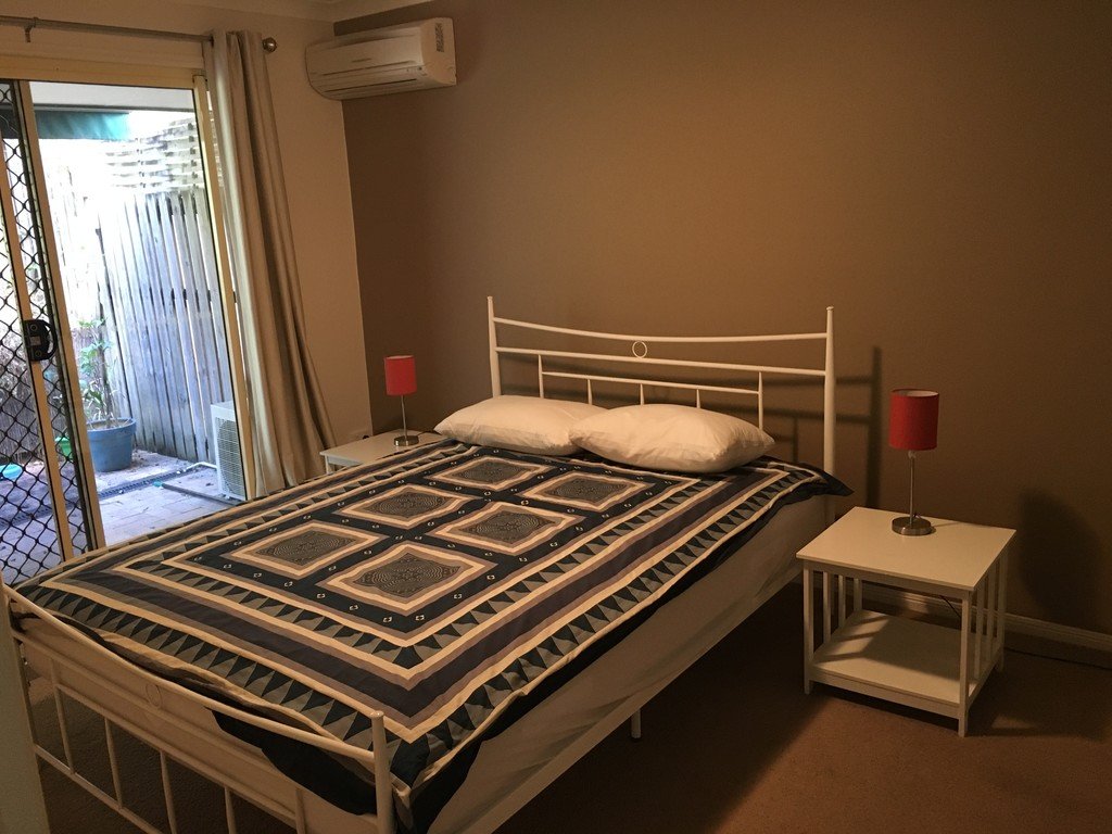 Unit 1/7 Kingia Court BURLEIGH HEADS 3