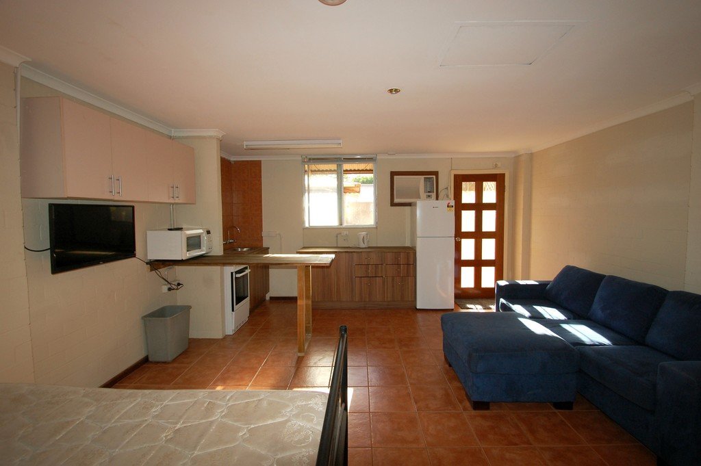 Unit 187/122 Port Drive CABLE BEACH 8