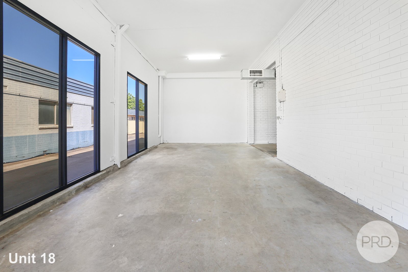 Unit 18/84-92 Barnes Street TAMWORTH 3