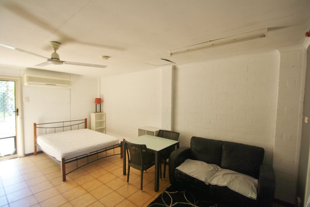 Unit 190/122 Port Drive BROOME 5