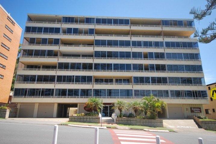 Unit 19/22 Goodwin Terrace BURLEIGH HEADS 1