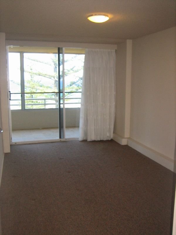 Unit 19/22 Goodwin Terrace BURLEIGH HEADS 4