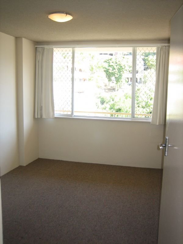 Unit 19/22 Goodwin Terrace BURLEIGH HEADS 5