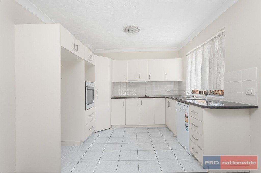 Unit 1A/ 49 Wagner RD  CLAYFIELD 4