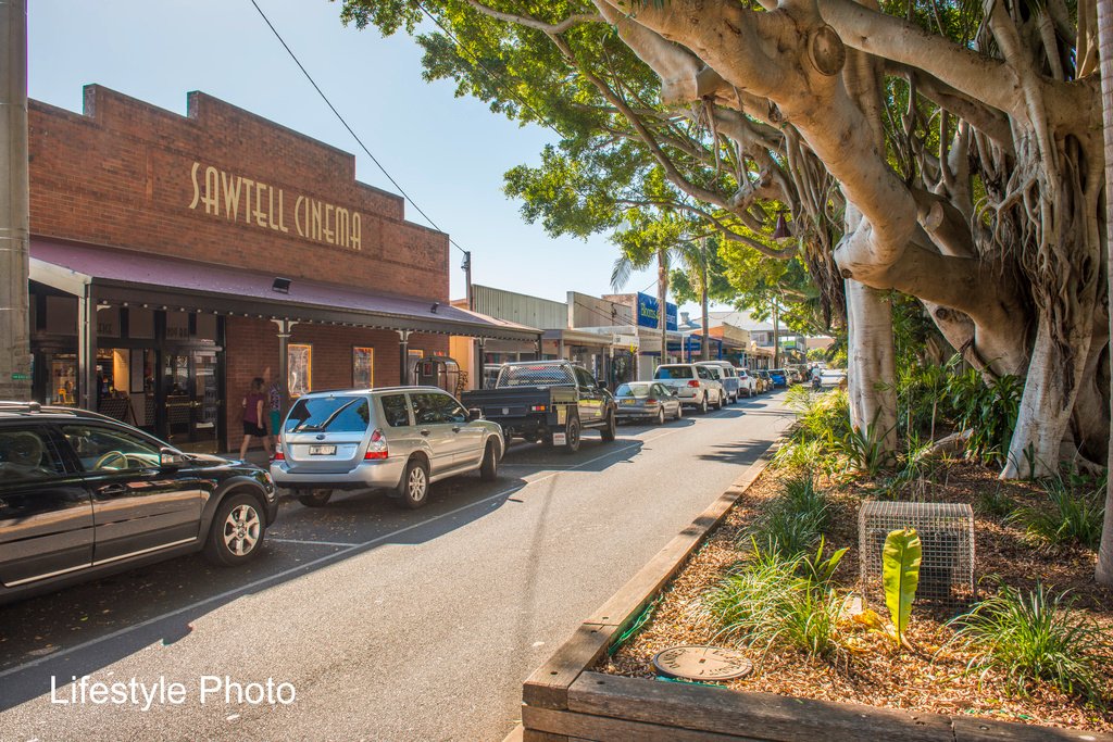 Unit 2 1B Royal Palm Drive SAWTELL 5