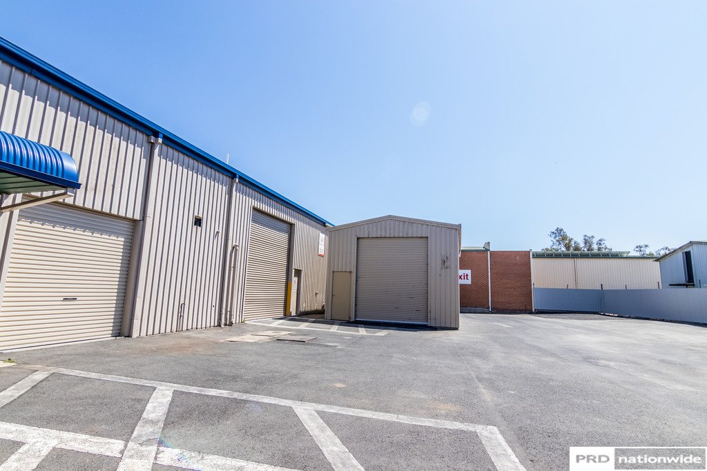 Unit 2, 20 Crown Street TAMWORTH 2