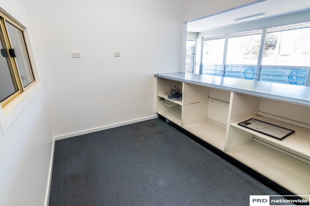 Unit 2, 20 Crown Street TAMWORTH 3