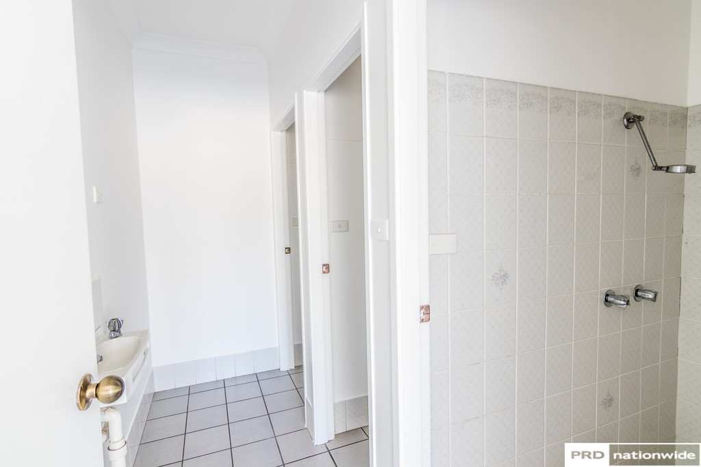 Unit 2, 20 Crown Street TAMWORTH 9