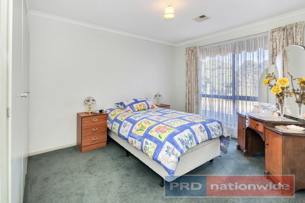 Unit 2, 27 Clunes Road CRESWICK 7