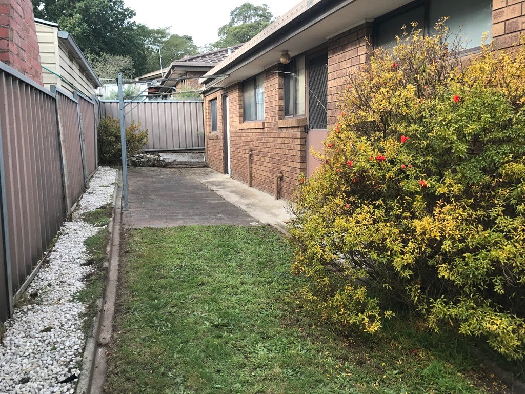 Unit 2, 27 Clunes Road CRESWICK 9