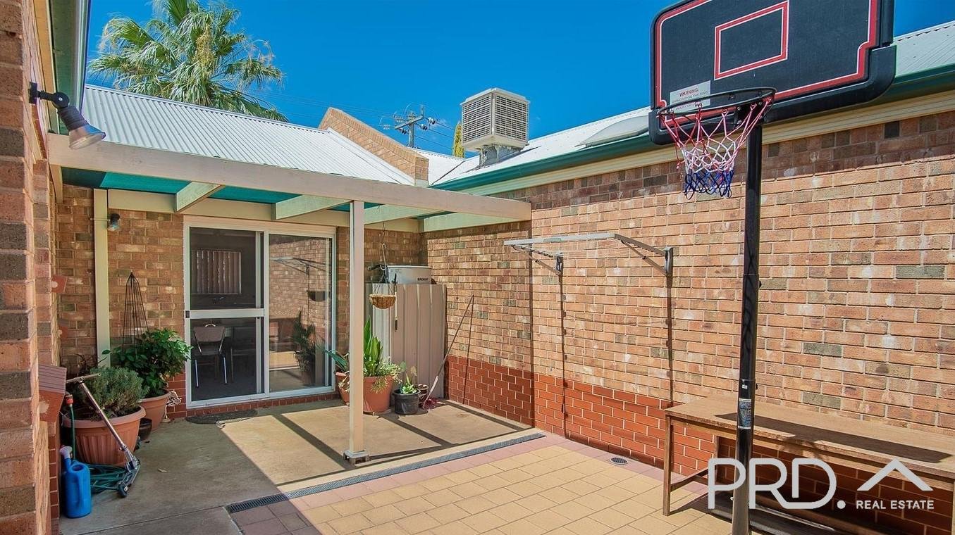 Unit 2, 59-67 Cureton Ave  MILDURA 7