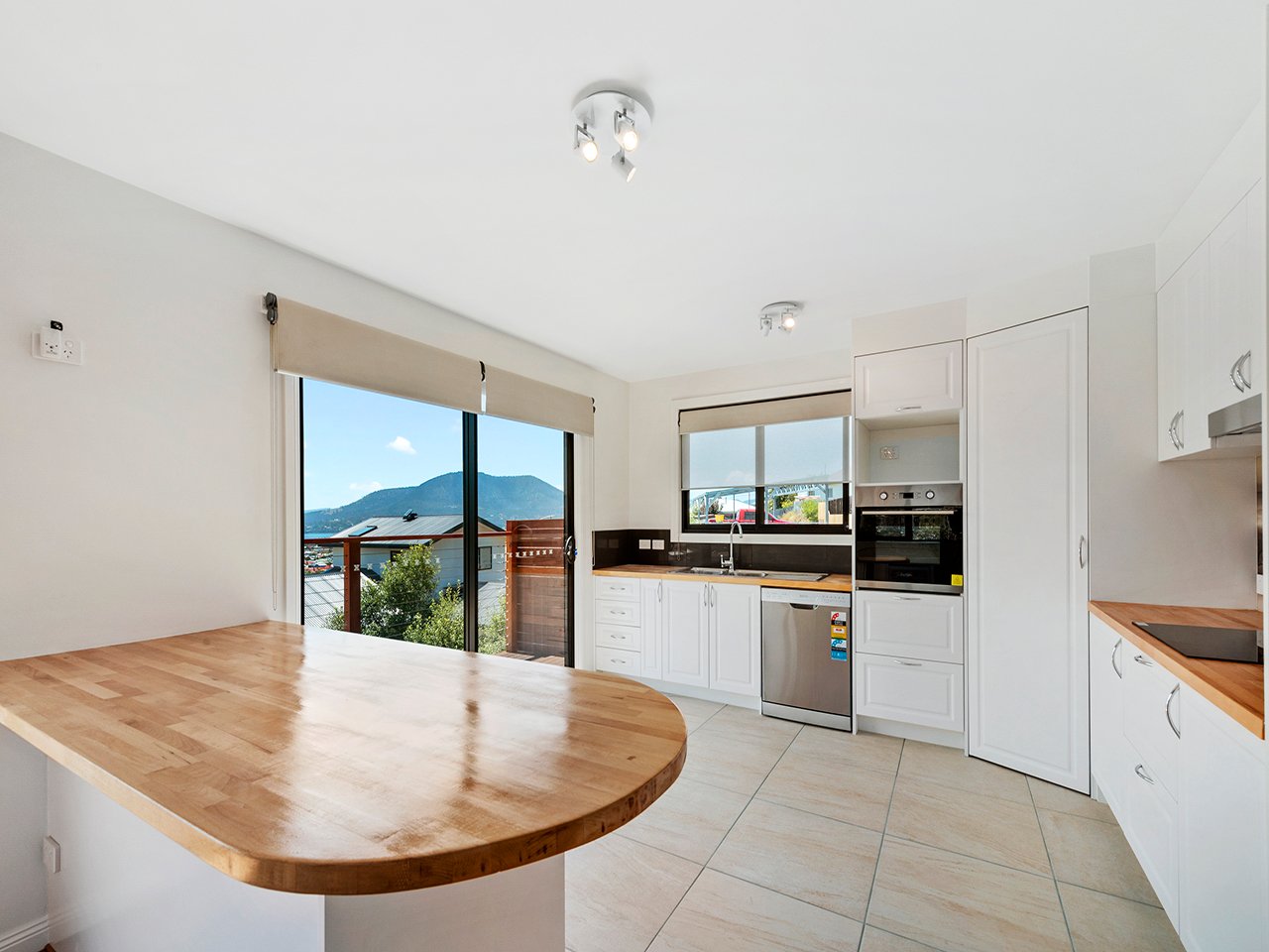 Unit 2/10 Bowden Street GLENORCHY 5