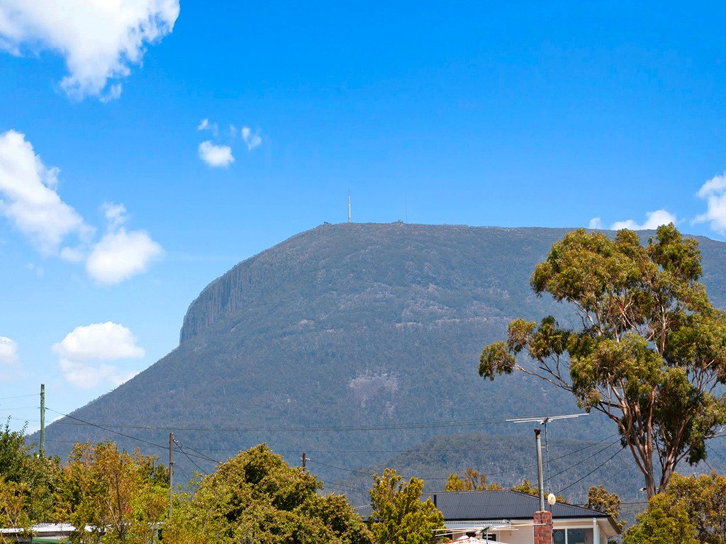 Unit 2/10 Bowden Street GLENORCHY 18
