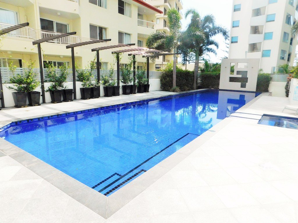 Unit 2/106 The Esplanade BURLEIGH HEADS 1