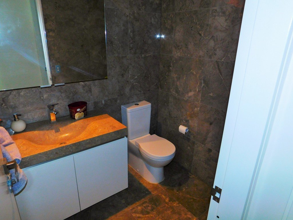 Unit 2/106 The Esplanade BURLEIGH HEADS 7