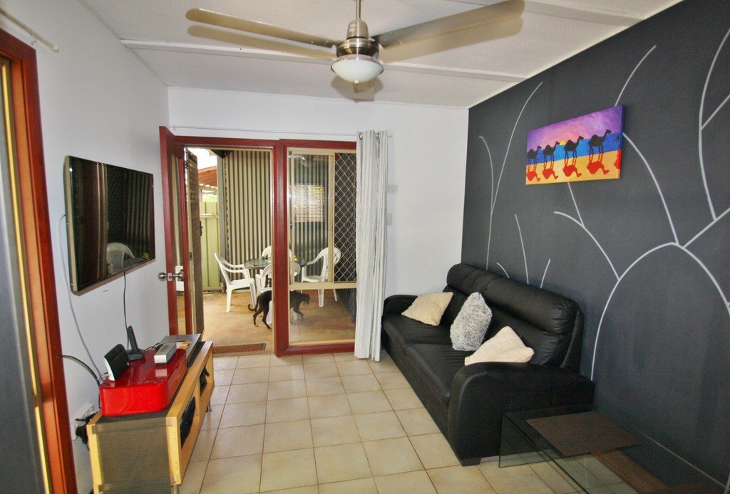 Unit 2/18 Dolby Road CABLE BEACH 5