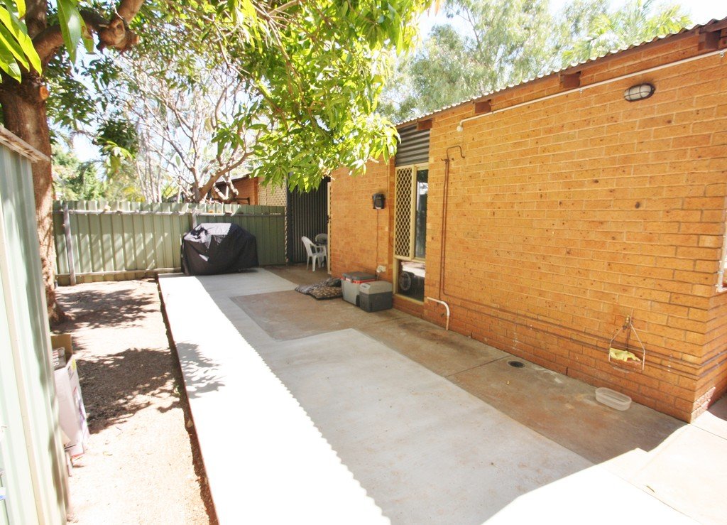 Unit 2/18 Dolby Road CABLE BEACH 9