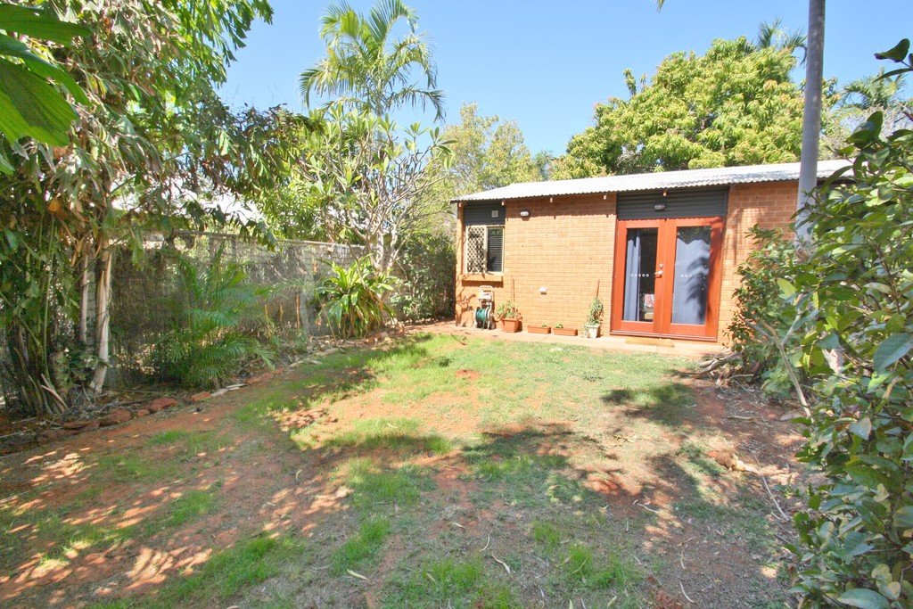 Unit 2/18 Dolby Road CABLE BEACH 10