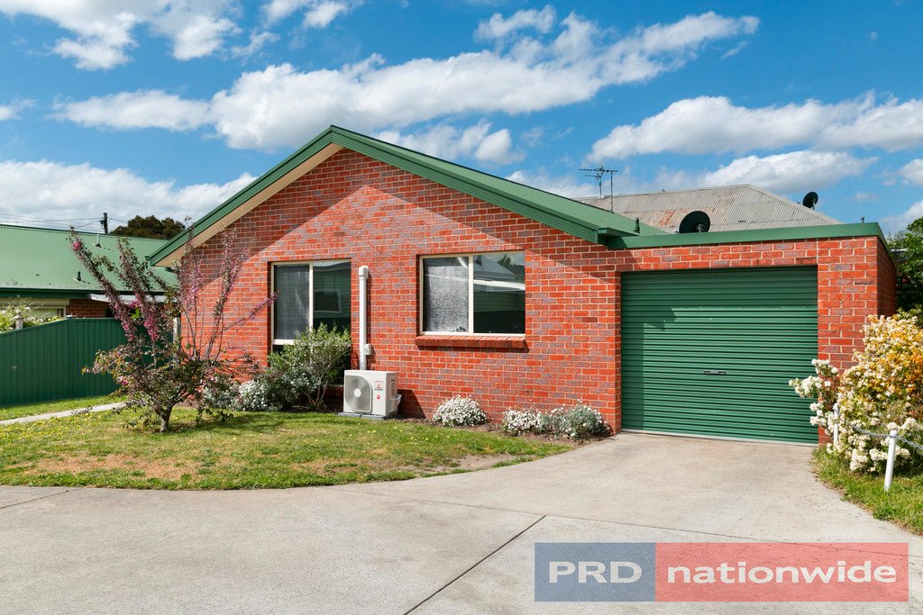 Unit 2/232 Humffray Street North BROWN HILL 1