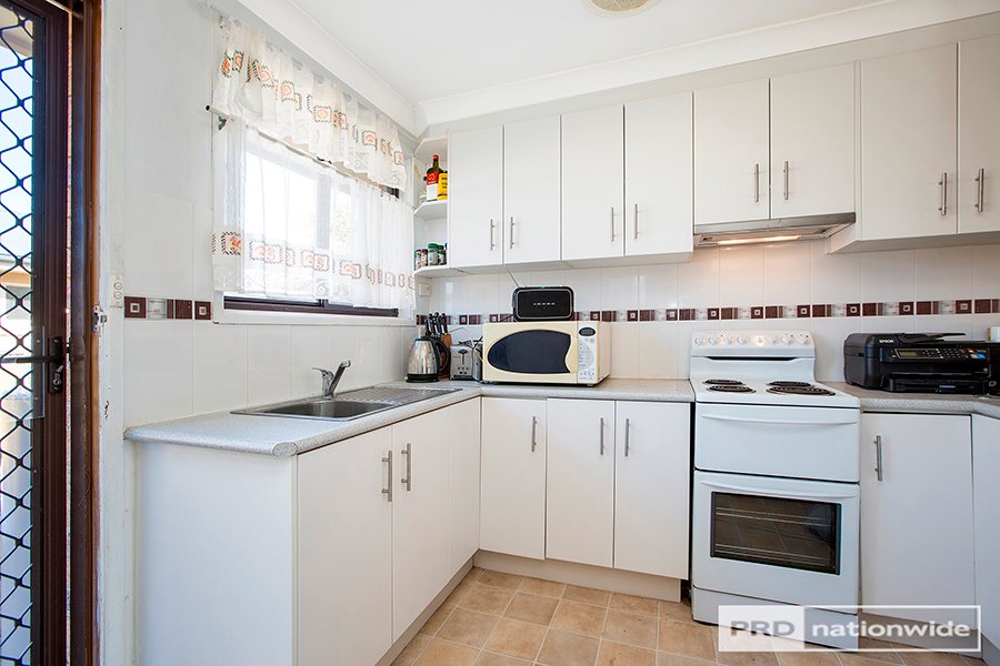 Unit 2/257 Goonoo Goonoo Road TAMWORTH 2