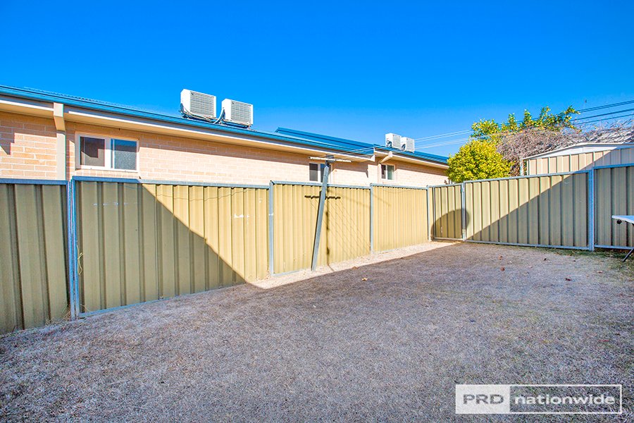 Unit 2/257 Goonoo Goonoo Road TAMWORTH 7